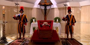 (VIDEO) La capilla funeraria del Papa Francisco