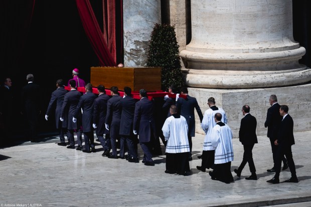 {"rendered":"Funeral del Papa Francisco en San Pedro"}