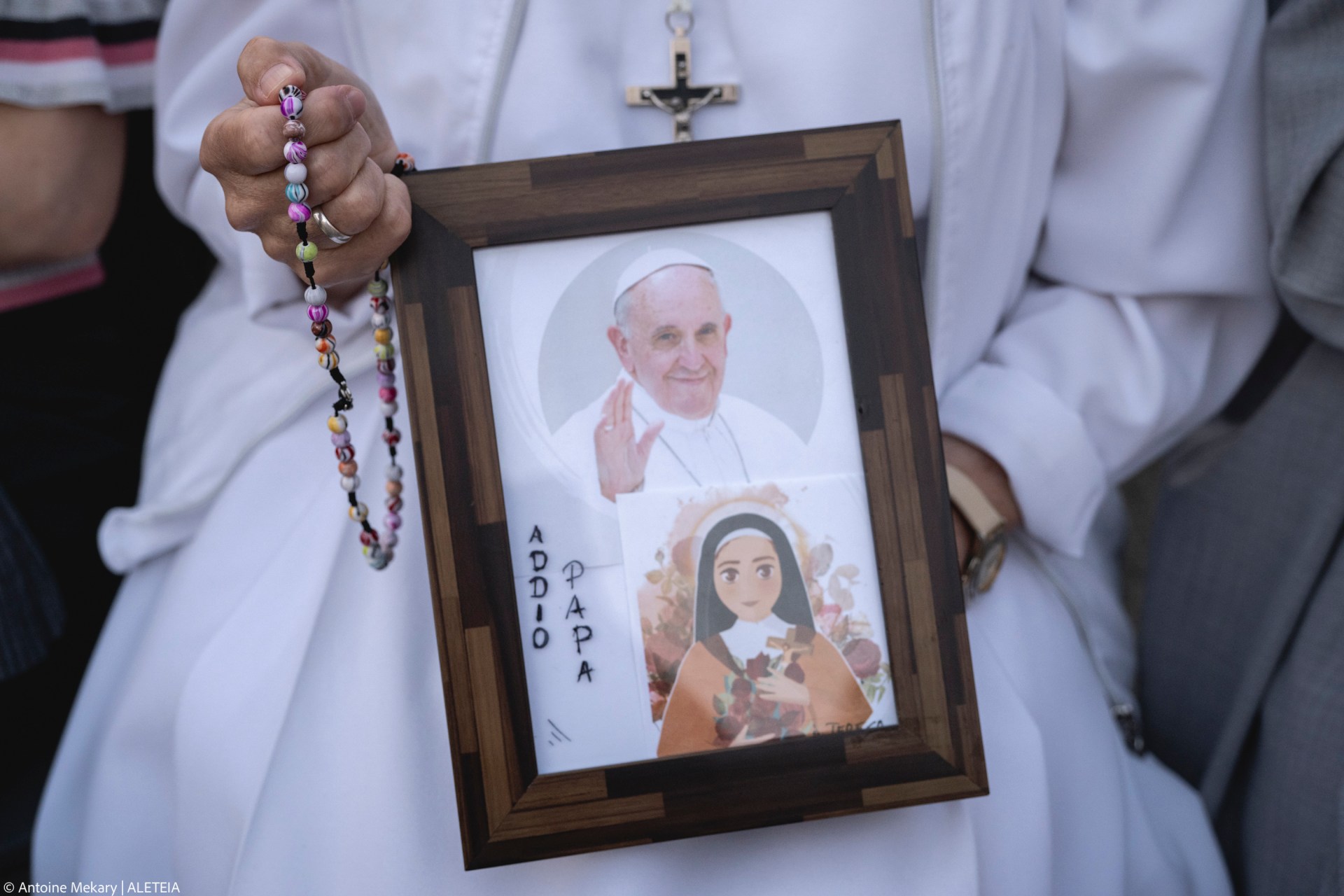 Faithful pray during the Rosary prayers in honor of Pope Francis