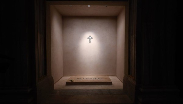 Some photos of Pope Francis' tomb at the Basilica of Saint Mary Major, Sunday, April 27, 2025