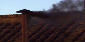(🔴 EN VIVO) Humo negro sobre la Capilla Sixtina tras la primera votación del cónclave
