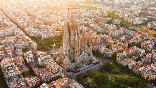 Corner Item Image - La Sagrada Familia pronto será la iglesia más alta del mundo