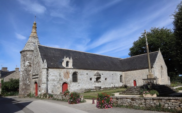 {"rendered":"Descubra en im\u00e1genes estos asombrosos p\u00falpitos para predicar fuera de las iglesias"}