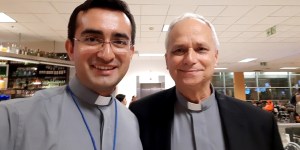 ¿Quién es el padre Edgar Rimaycuna, el hombre de confianza del Papa León XIV?