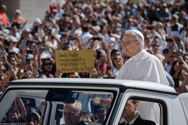 {"rendered":"El Papa Le\u00f3n XIV en su segunda audiencia general: “Antes de ser creyentes, estamos llamados a ser hombres”"}