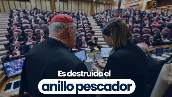 Corner Item Image - (VIDEO) El anillo del pescador del Papa Francisco oficialmente destruido