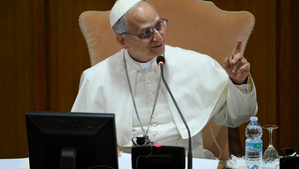 Corner Item Image - Papa León XIV: El pontificado es “una carga que claramente supera mis fuerzas”
