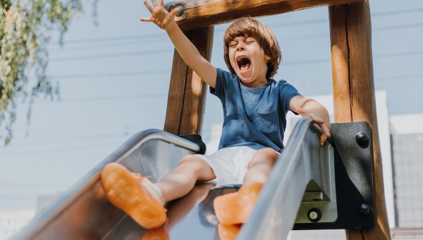 Corner Item Image - Mi hijo dice malas palabras, ¿qué debo hacer?