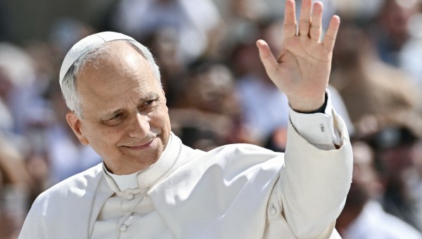 Corner Item Image - Los Leos y los Francis: Una historia de fidelidad y visión