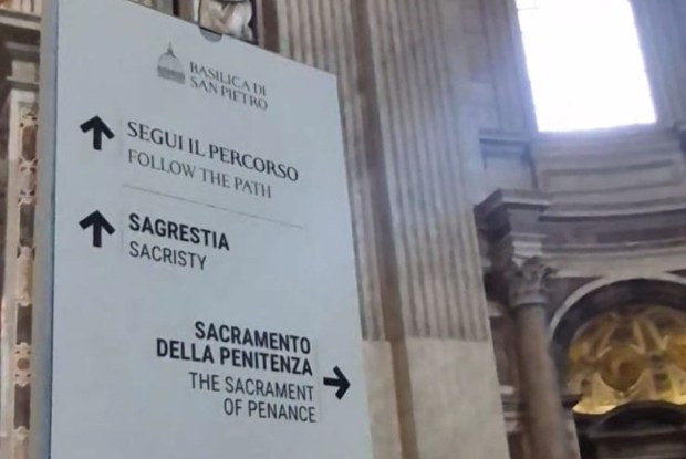 Confesiones en basílica de San Pedro