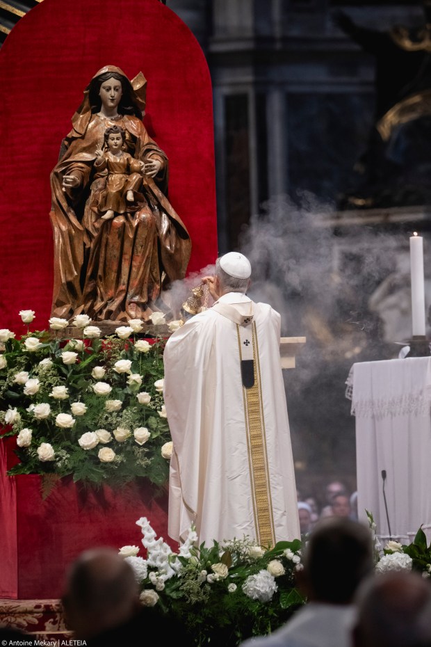 {"rendered":"Misa con motivo del Jubileo de los Atletas y la solemnidad de la Sant\u00edsima Trinidad"}