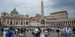 Concierto, drones, estrellas: un espectáculo en la Plaza de San Pedro el sábado