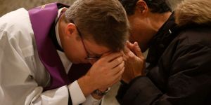 Dios acoge con los brazos abiertos al pecador arrepentido