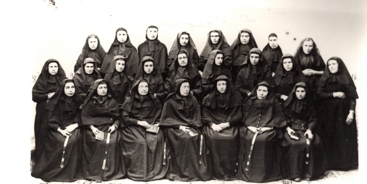 Madre Alberta. Pureza de María, oración, gracias, vida, educación