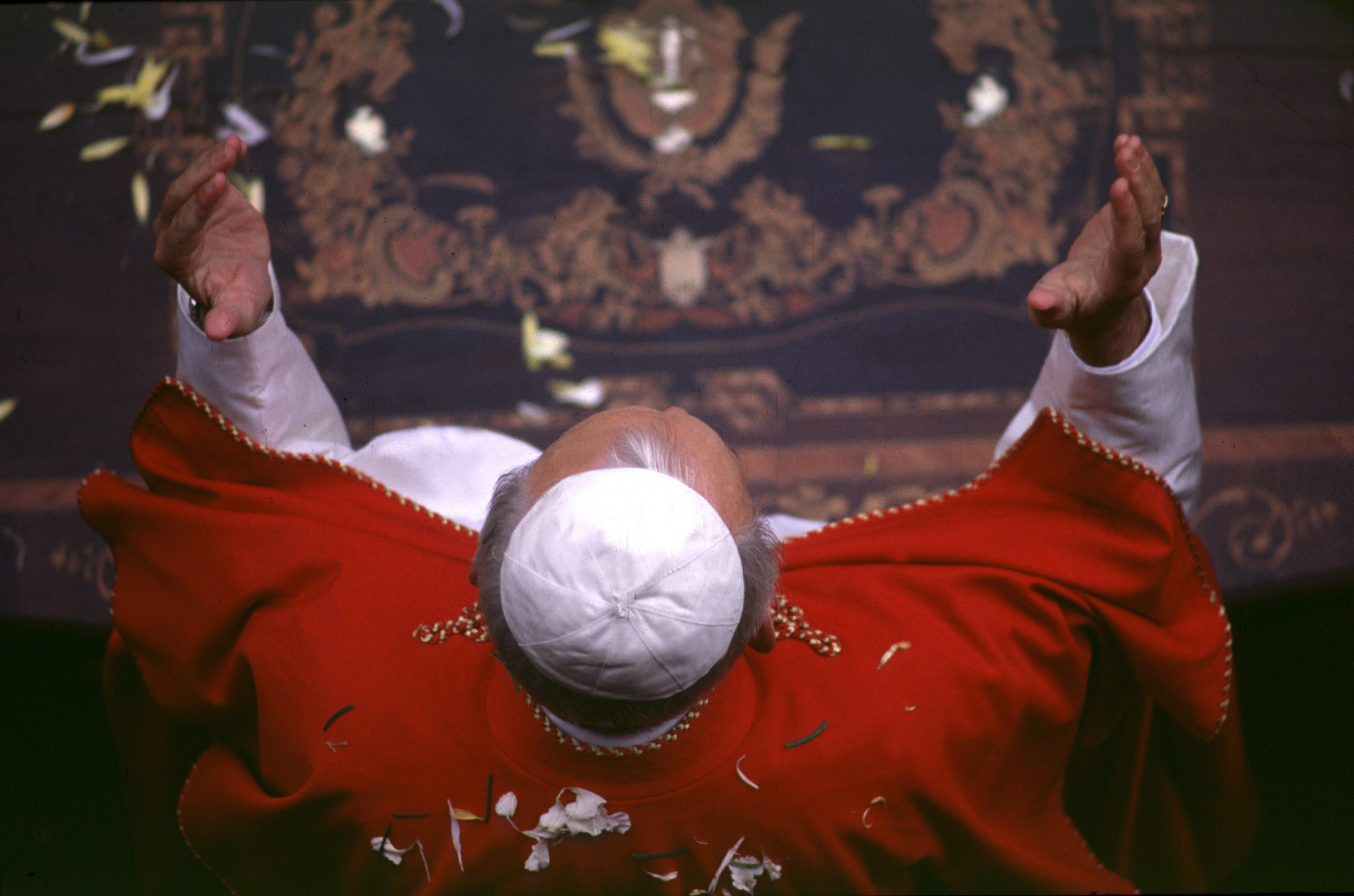 {"rendered":"Las im\u00e1genes del Papa Juan Pablo II tomadas por Gianni Giansanti expuestas en Roma"}