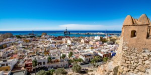 Seminario español reabre como centro de formación para migrantes