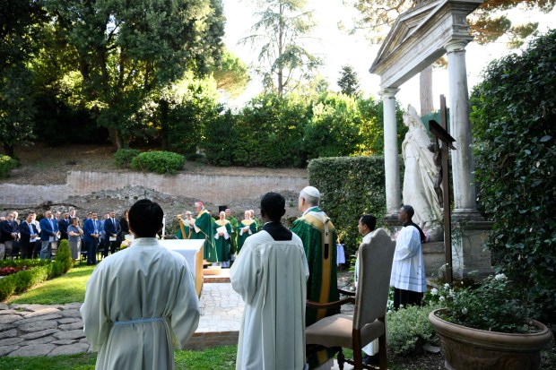 pope-leo-mass-borgo-laudato-si-castel-gandolfo