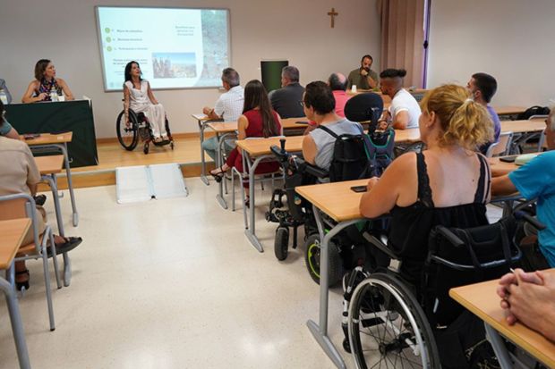 La Universidad Católica de Valencia pone en marcha el Observatorio de Actividad Física Inclusiva en el Medio Natural