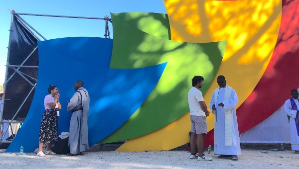 Corner Item Image - En el Circo Máximo, encuentro con los penitentes de la última hora