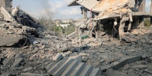 El Papa expresa su compasión por las víctimas de las guerras y del tifón en Filipinas