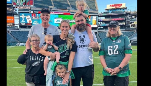Kylie-Kelce-family