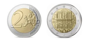 Un milagro gótico que puedes llevar en el bolsillo