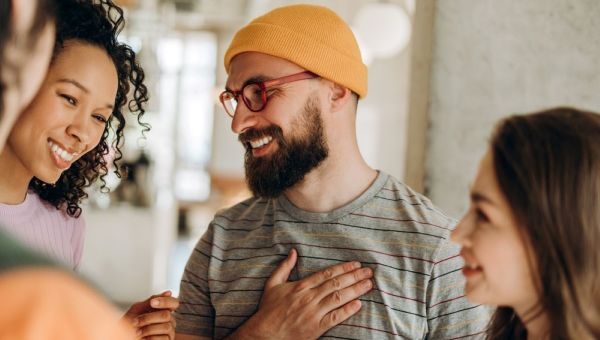 Agradecer, agradecimiento, Dios, prójimo, semejantes, corazón, mano, bondad