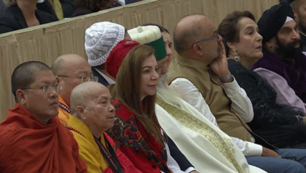 encuentro interreligioso celebrado la tarde del 28 de octubre de 2025 en el Vaticano con motivo del 60 aniversario de la declaración Nostra Ae tate del Concilio Vaticano II.