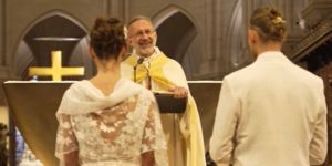 La mejor excepción para una boda en Notre Dame