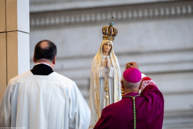 pope-leo-XIV-prayer-vigil-rosary-