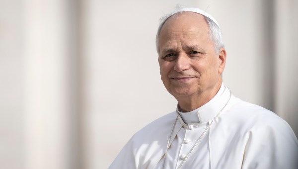 Corner Item Image - Desde un cementerio, León XIV afirma que la resurrección “no es una ilusión”