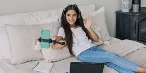 ¿Es bueno dejar a mis hijos subir contenido a redes?