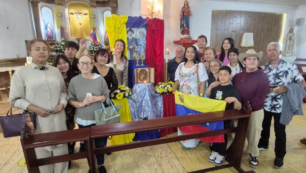 venezolanos, santos, México, comunidad, Celaya, guanajuato