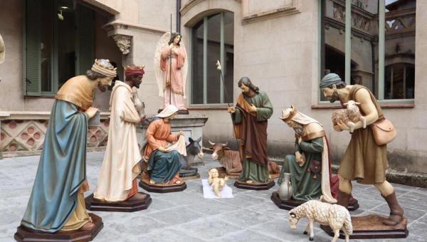 Corner Item Image - El origen de miles de imágenes religiosas esparcidas por el mundo