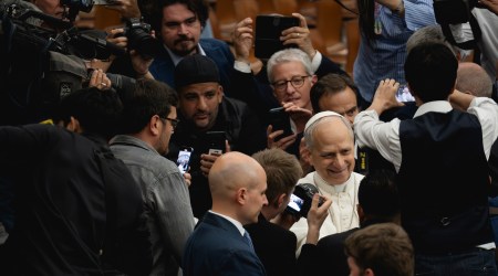 La lucha de León XIV contra las pantallas