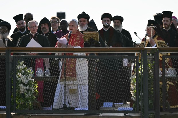 pope-leo-xiv-and-patriarch-bartholomew-i-of-constantinople