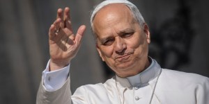 Jubileo de los pobres: León XIV comparte una comida con 1300 necesitados