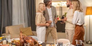 Cómo mantener una sana relación con tu familia política