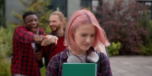 Cuando te humillan en público… y lo que no te dice Internet