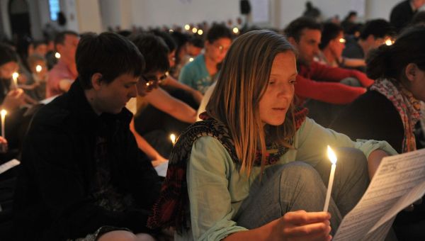 Corner Item Image - ¿Se está poniendo de moda la religión?