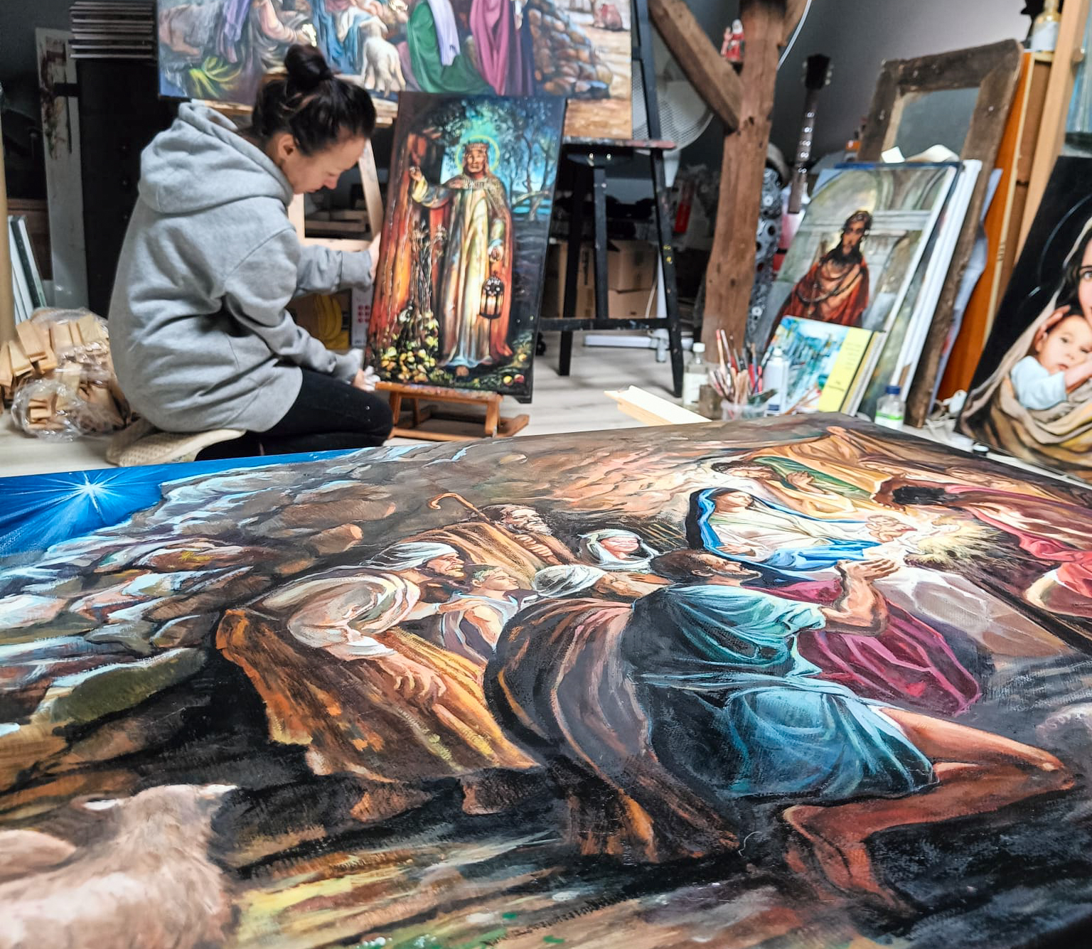 Soy el lápiz de Dios”, dice Anna, pintora de la Divina Misericordia, image size:1536x1335