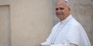 En su primera Misa de Nochebuena, el Papa León XIV defiende la dignidad humana