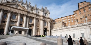 El auge del catecumenado, observado con perplejidad y fascinación desde el Vaticano