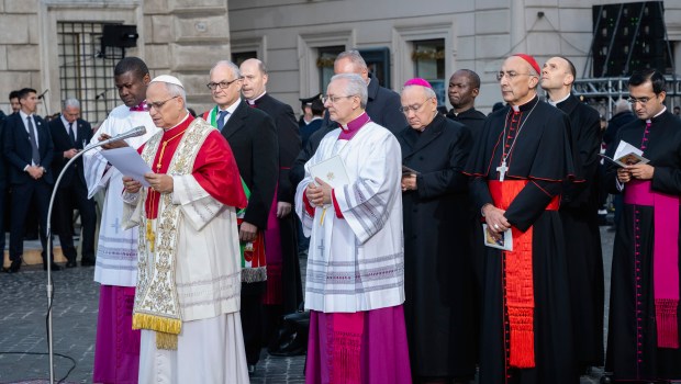 pope-leo-xiv-immaculate-conception-spanish-steps-rome-december-2025