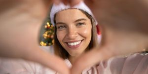 Cómo practicar la caridad esta Navidad (TEST)