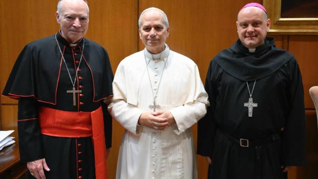 Papa león xiv en mexico cardenal carlos aguiar retes