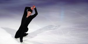 Tras la tragedia, el patinador artístico Maxim Naumov debuta