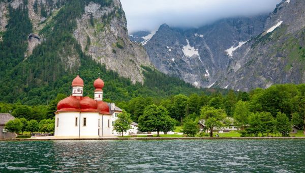 eglise-Saint-Barthelemy-lac-Konigssee