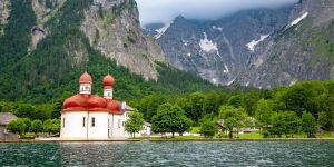 A esta misteriosa iglesia bávara sólo se puede acceder en barco