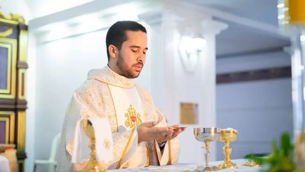 sacerdote venezuela carf